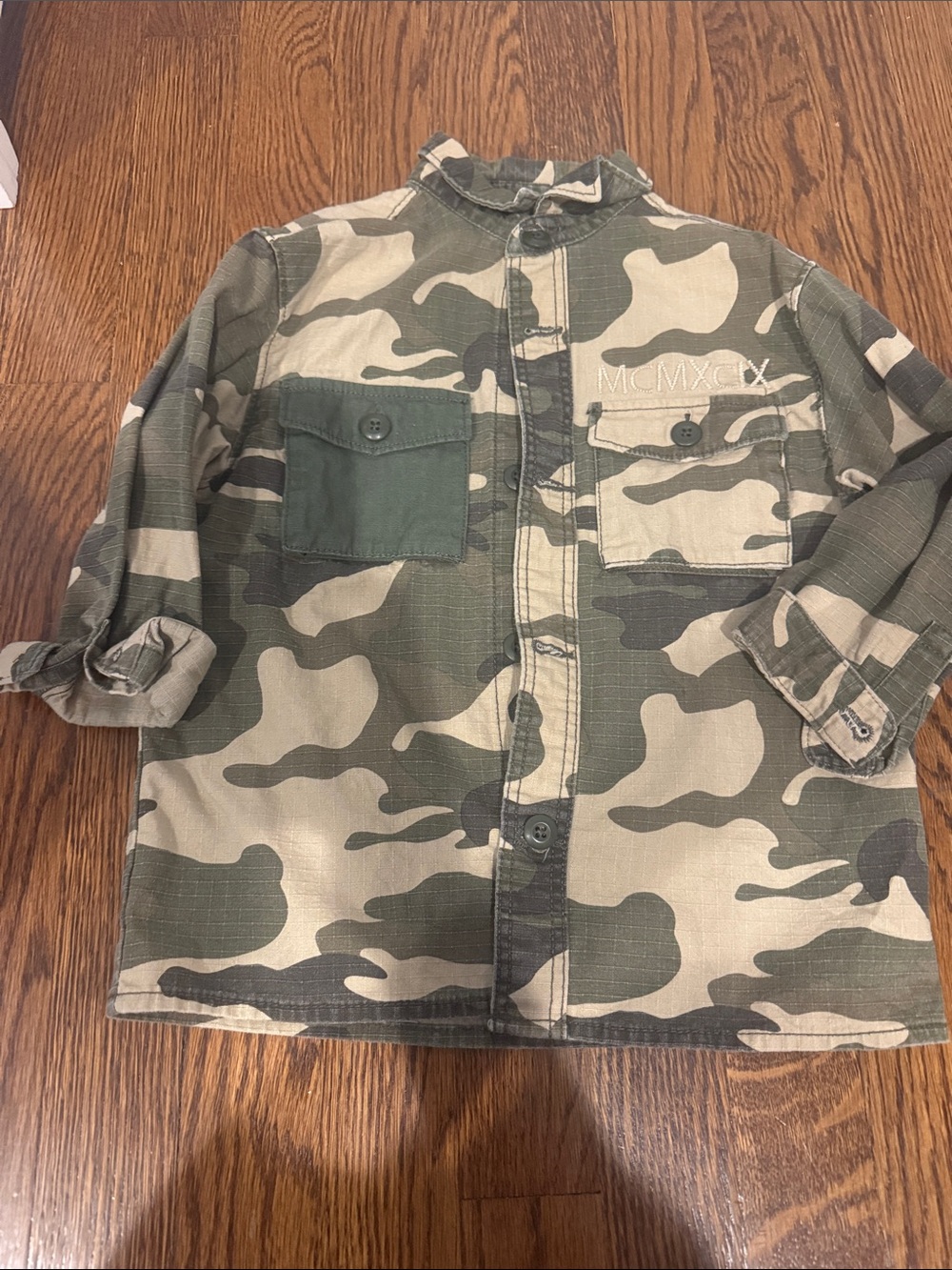 Zara Kids Camo Button-Down Shirt in Green and Beige